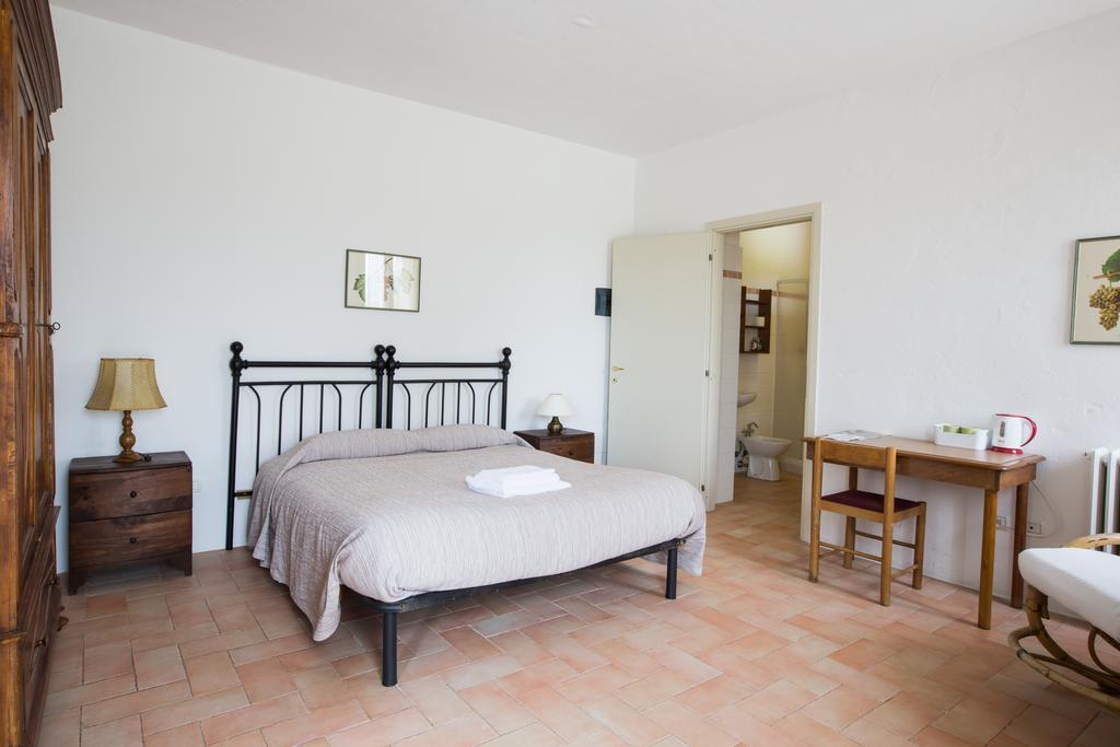 Agriturismo La Lenticchia Fratta Terme Bagian luar foto