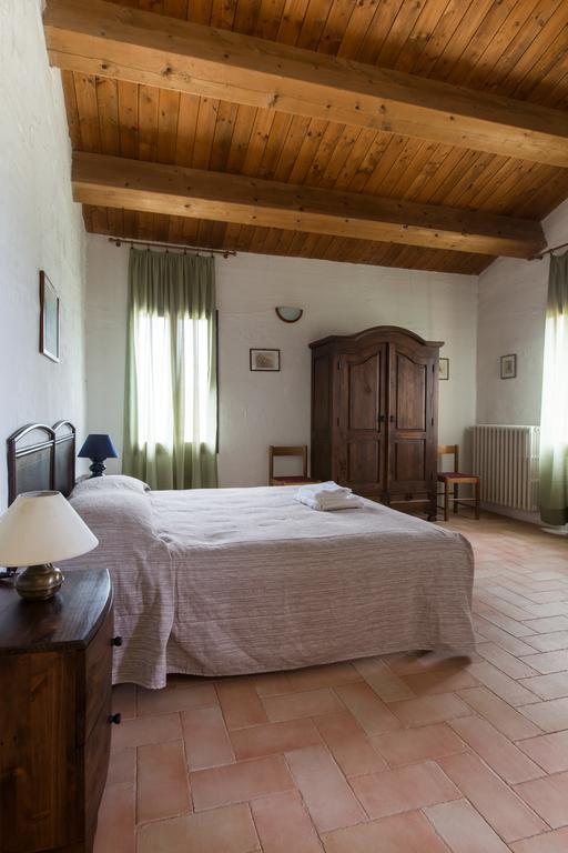 Agriturismo La Lenticchia Fratta Terme Bagian luar foto