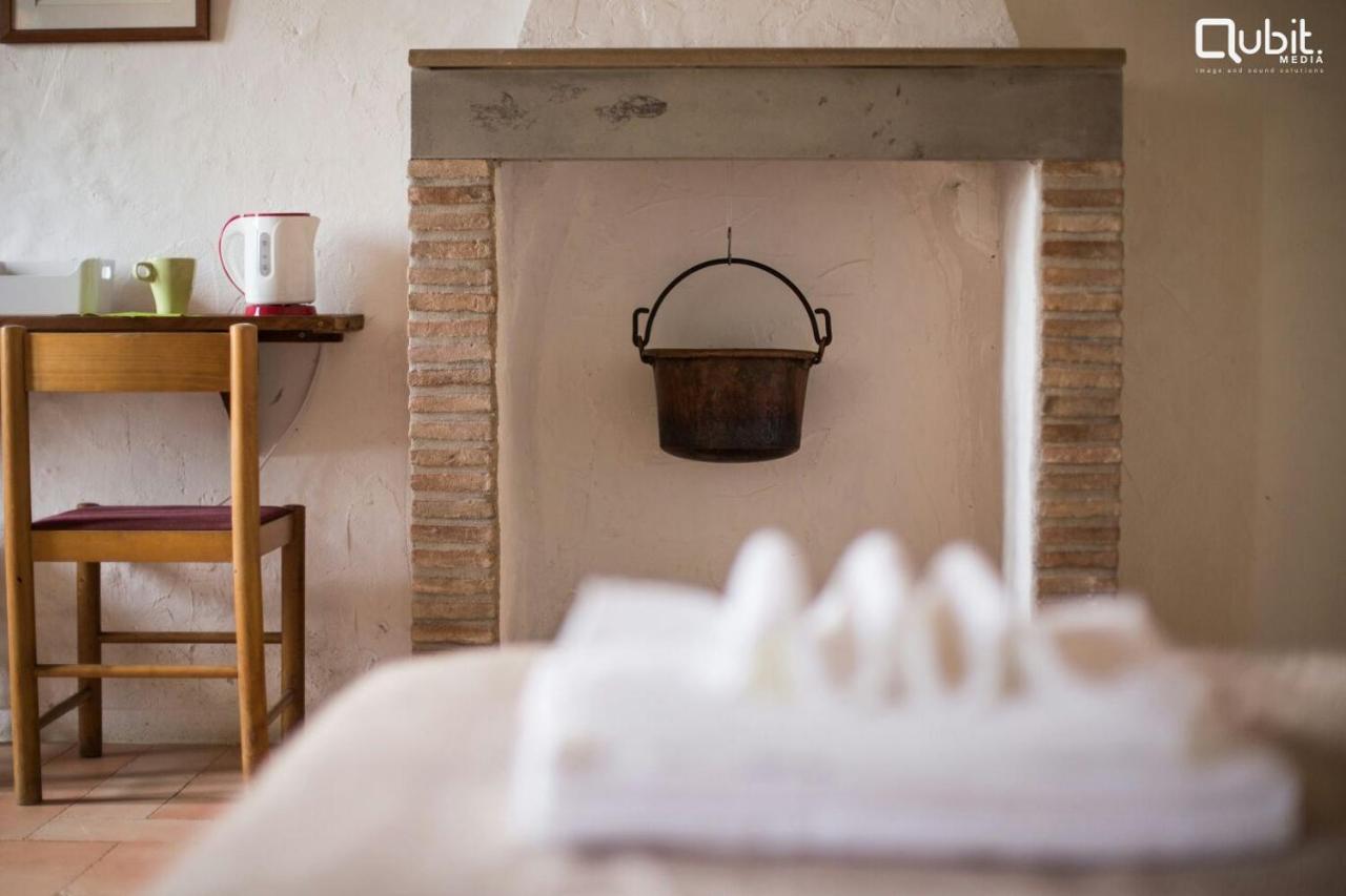 Agriturismo La Lenticchia Fratta Terme Bagian luar foto